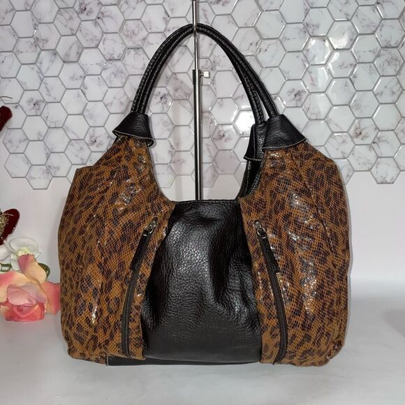 Bueno Leopard Print Shoulder Bag - Picture 1 of 9